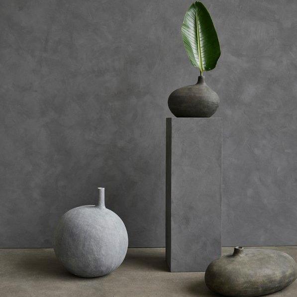 Submarine Vase - Big Light Grey: Contemporary Decorative Design for Modern Homes