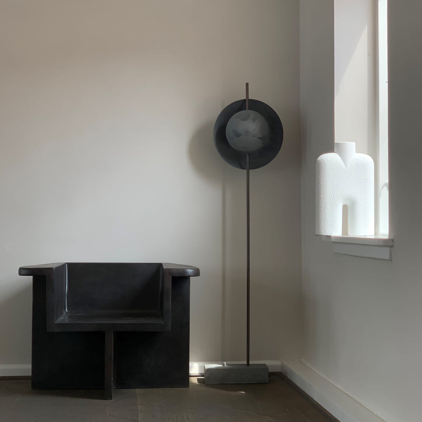 Explore the Cobra Tall-Medio-Bubble White Furniture Collection at SHEIN Global Seller Center