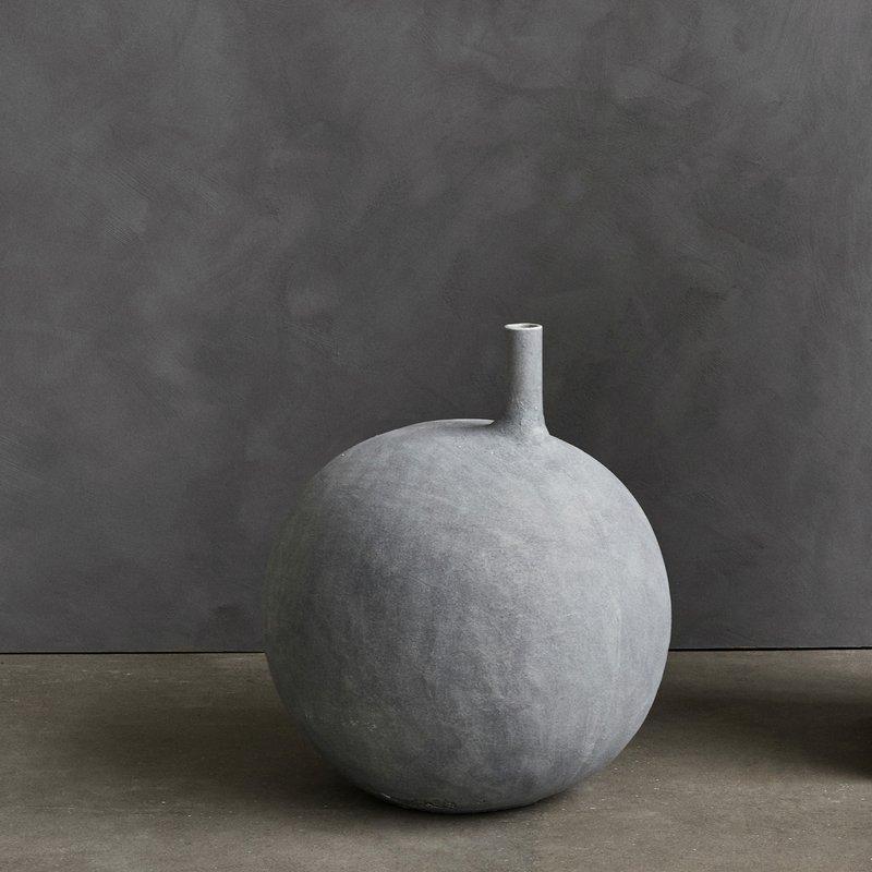 Submarine Vase - Big Light Grey: Contemporary Decorative Design for Modern Homes