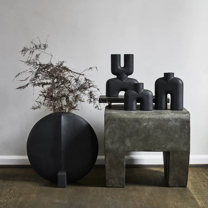Cobra-Tall Mini: Playful 1960s-Inspired Design for Compact Spaces