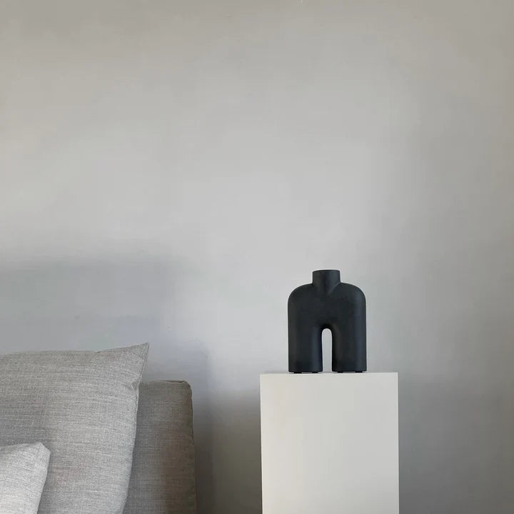 Cobra-Tall Mini: Playful 1960s-Inspired Design for Compact Spaces