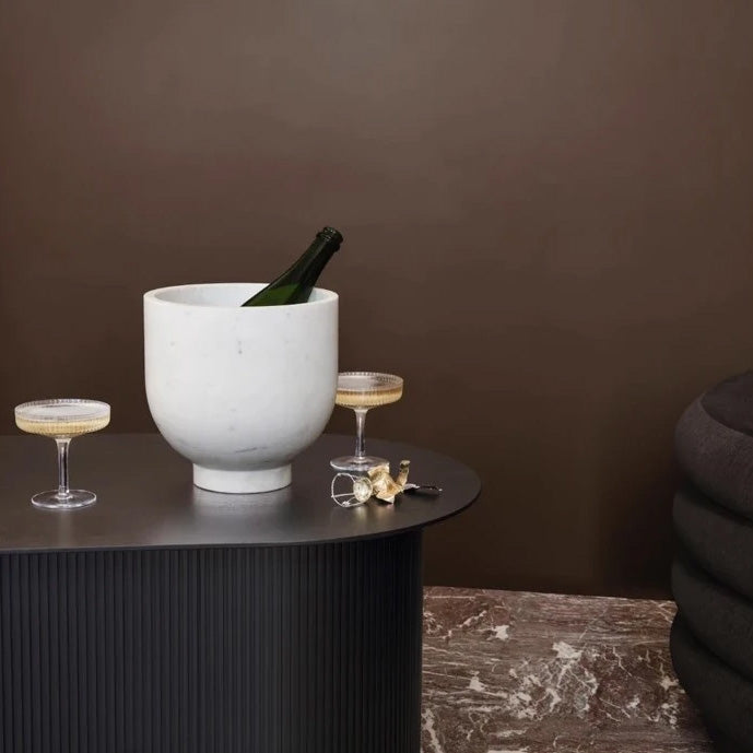 Podia Coffee Table - Stylish and Practical Storage Design for Living Rooms