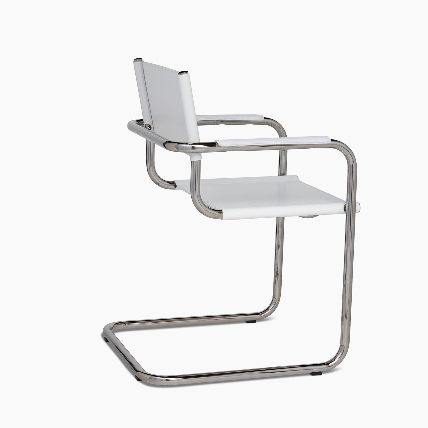 Stam Leather Armchair – Elegant and Versatile Seating for Your Home