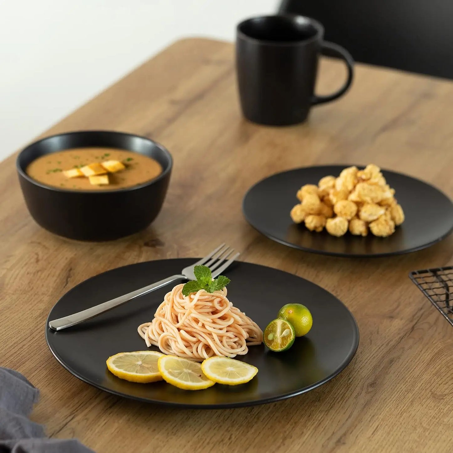 Dinnerware Set,Salad and Dinner Plates and Bowls Sets, Dishes with Highly Chip and Crack Resistant,Dishwasher and Microwave Safe